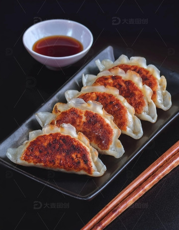 传统美食：香煎饺子的诱人时刻20