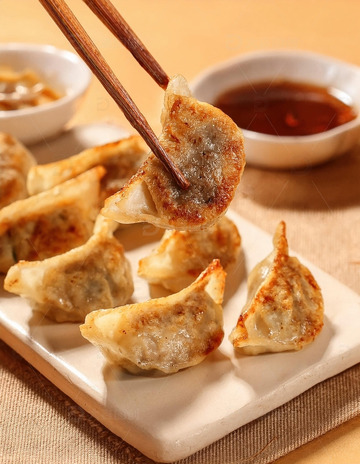 金黄酥脆：煎饺的美味艺术13