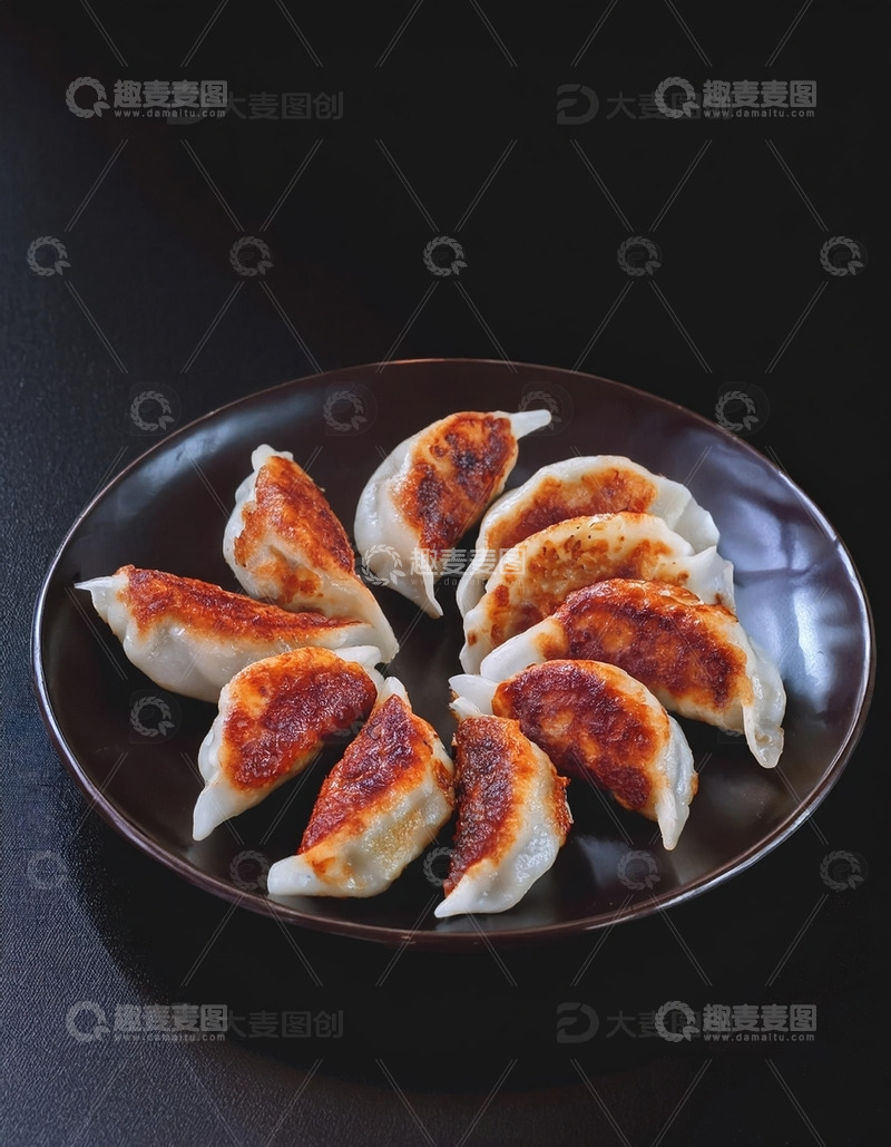 高清大图下载【趣麦麦图】传统美食：香煎饺子的诱人时刻23