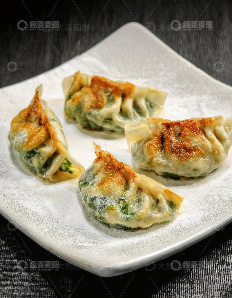 高清大图下载【趣麦麦图】传统美食：香煎饺子的诱人时刻35