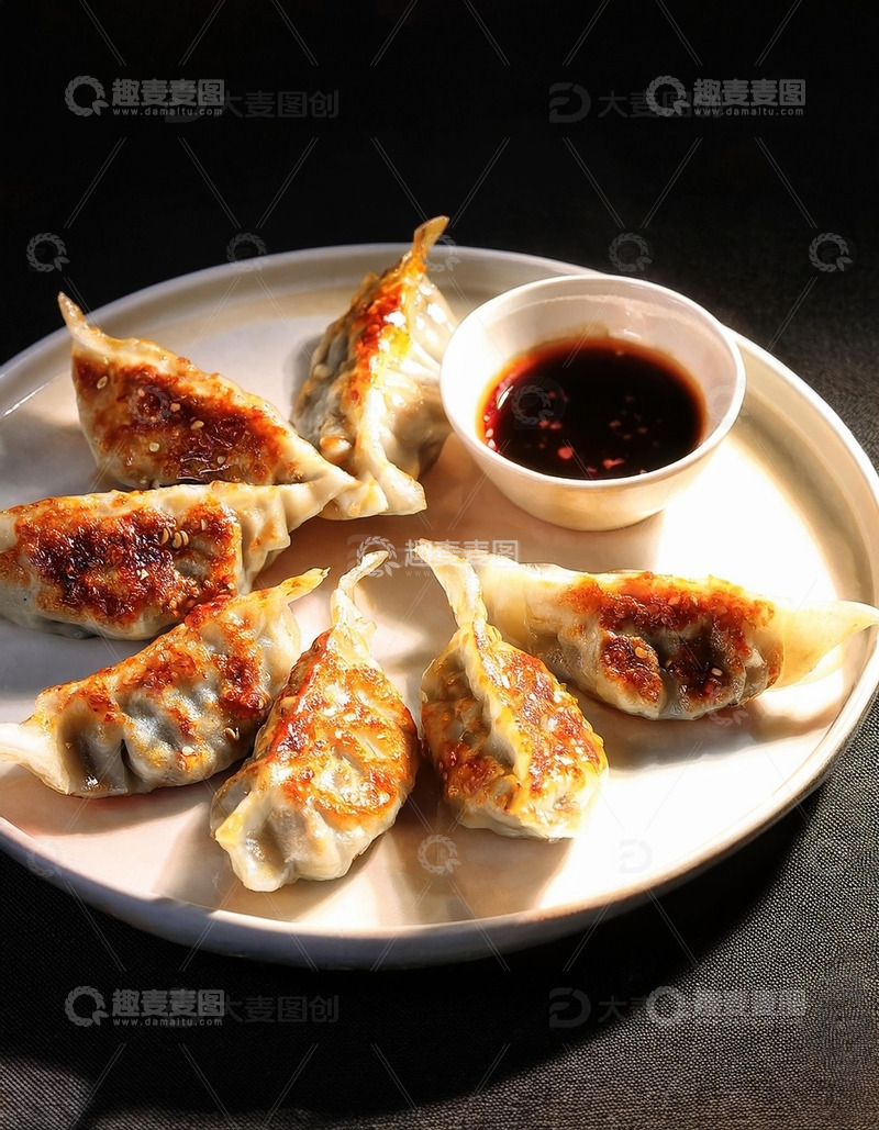 高清大图下载【趣麦麦图】传统美食：香煎饺子的诱人时刻37