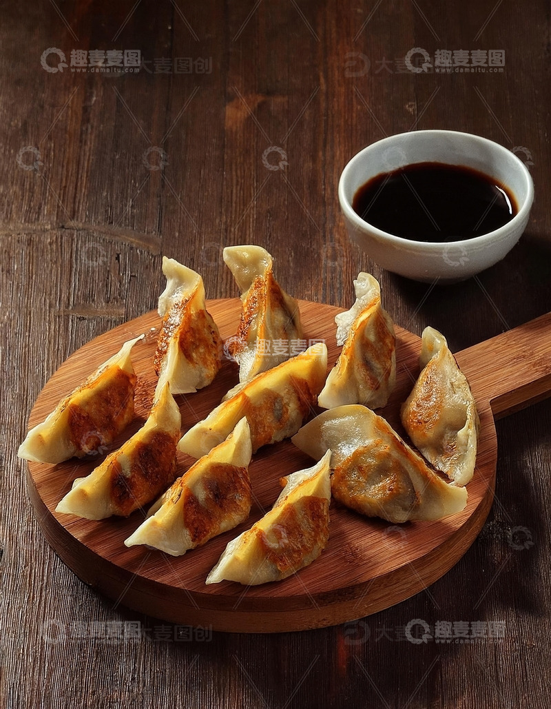 高清大图下载【趣麦麦图】传统美食：香煎饺子的诱人时刻56
