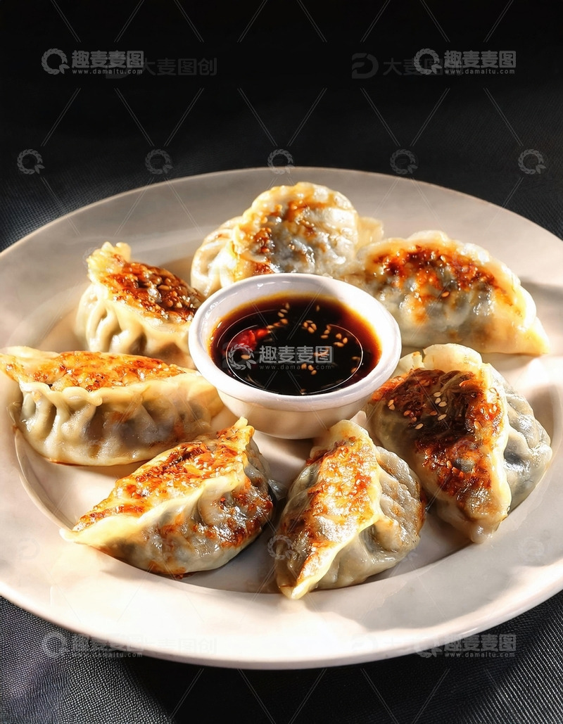 高清大图下载【趣麦麦图】传统美食：香煎饺子的诱人时刻51