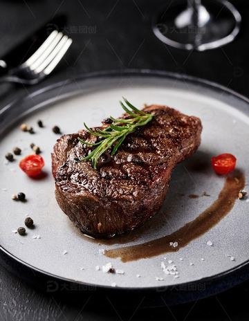 顶级牛排与精致配菜的盛宴14