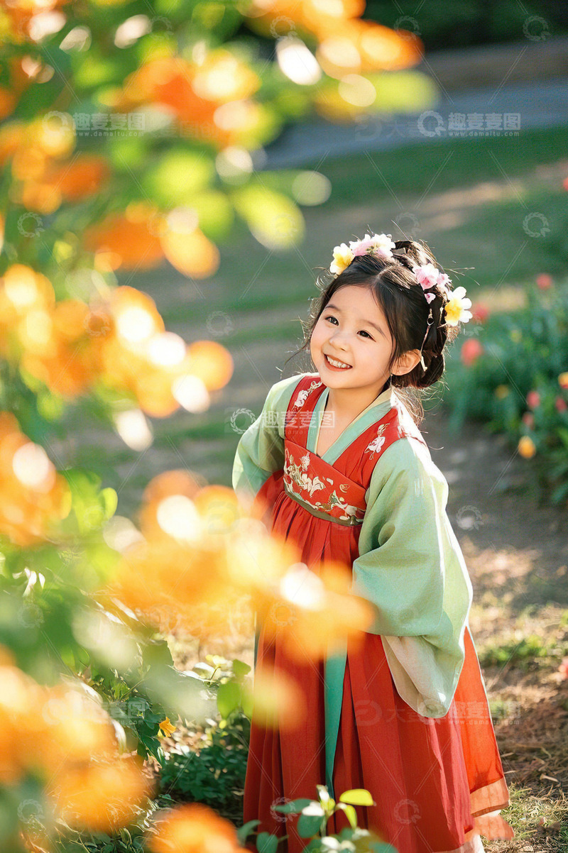 高清大图下载【趣麦麦图】穿汉服的可爱小女孩8