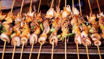 烤鱿鱼-烧烤美食摄影5