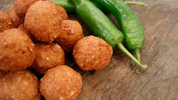 中国传统美食-红烧狮子头3