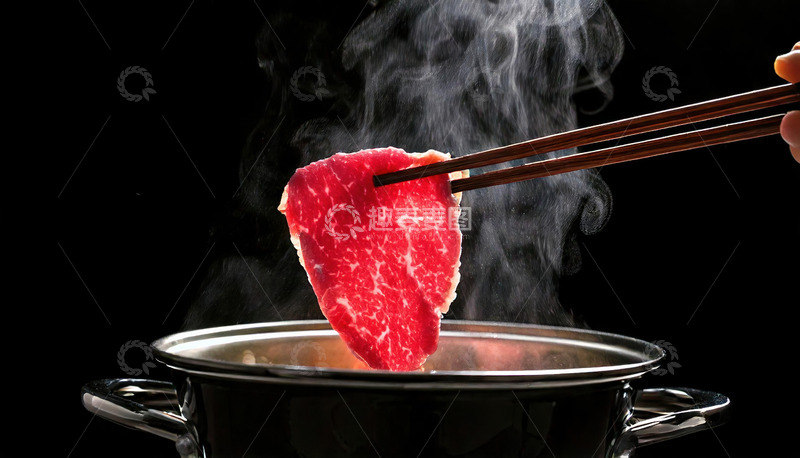 高清大图下载【趣麦麦图】筷子夹起的牛肉片1