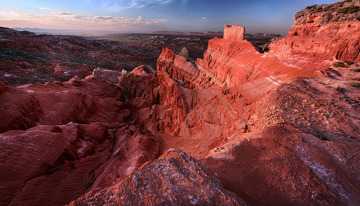 砂岩峭壁的自然奇迹