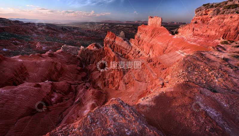 高清大图下载【趣麦麦图】砂岩峭壁的自然奇迹