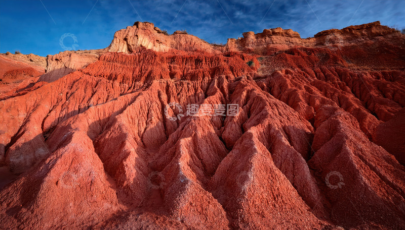 高清大图下载【趣麦麦图】-砂岩峭壁的自然之美