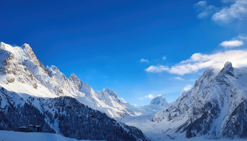 雪山壮丽云徘徊1