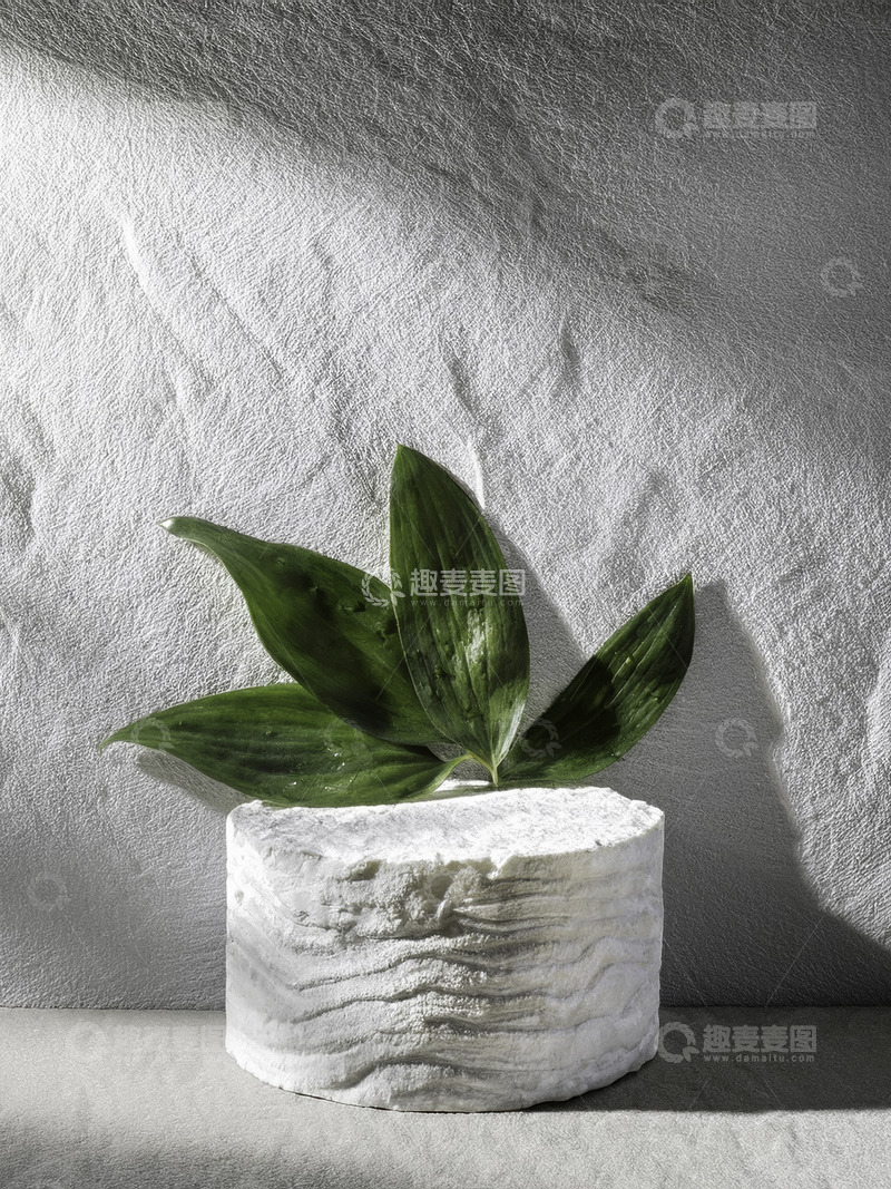 高清大图下载【趣麦麦图】美妆背景展台的水泥台石景逸情逸