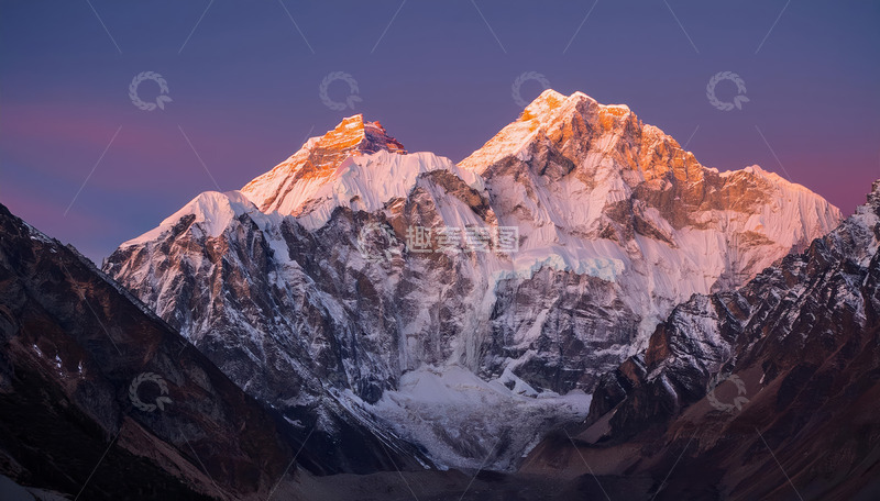 高清大图下载【趣麦麦图】雪山金辉耀山河