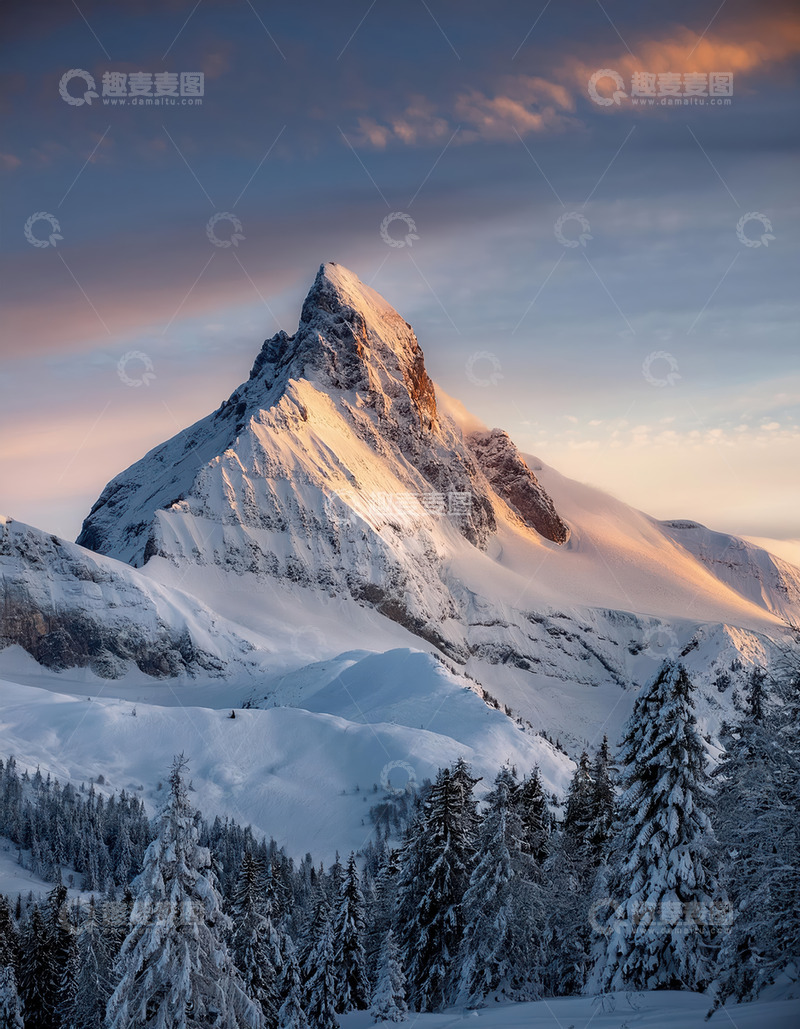 高清大图下载【趣麦麦图】雪峰云绕展雄姿2