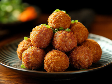 创意美食炸肉丸摄影