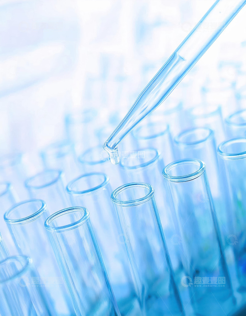 高清大图下载【趣麦麦图】滴管滴加的细致瞬间