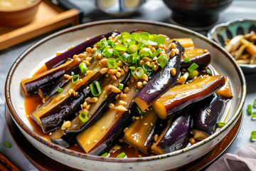 一盘美味的炒茄子