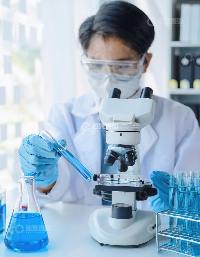 高清大图下载【趣麦麦图】实验室设备的科研人员伙伴1