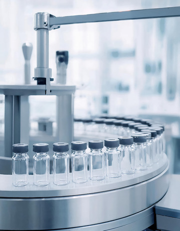 制药生产中的小瓶灌装风采1