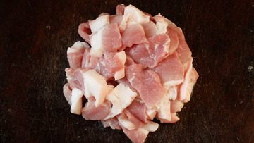 猪肉片的鲜嫩肉片呈现