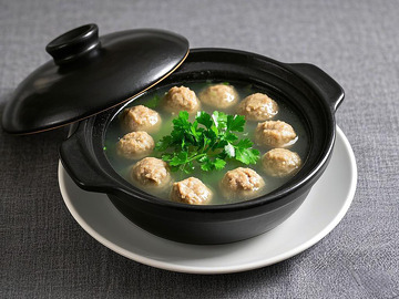 砂锅丸子美食摄影