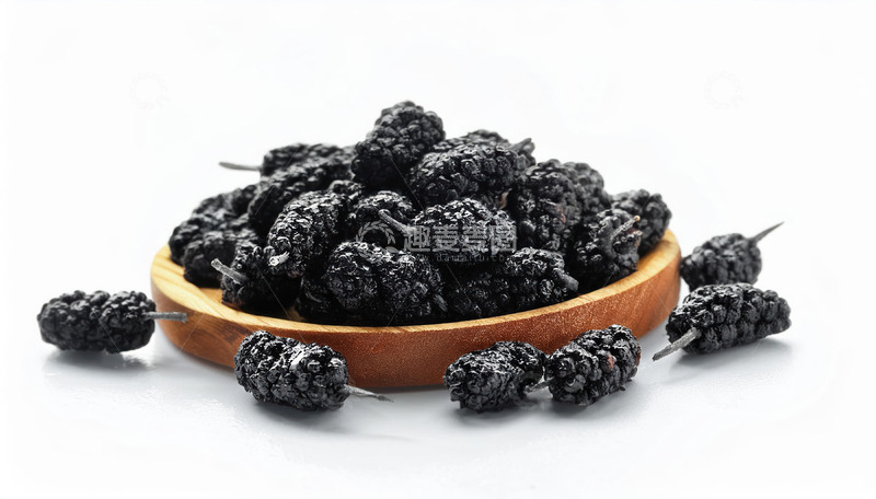 高清大图下载【趣麦麦图】一个木盘子上面的桑椹干