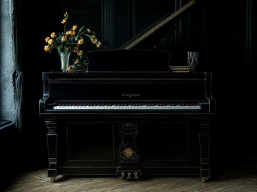 钢琴乐器摄影图室内