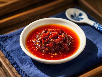 辣椒酱调料摄影图