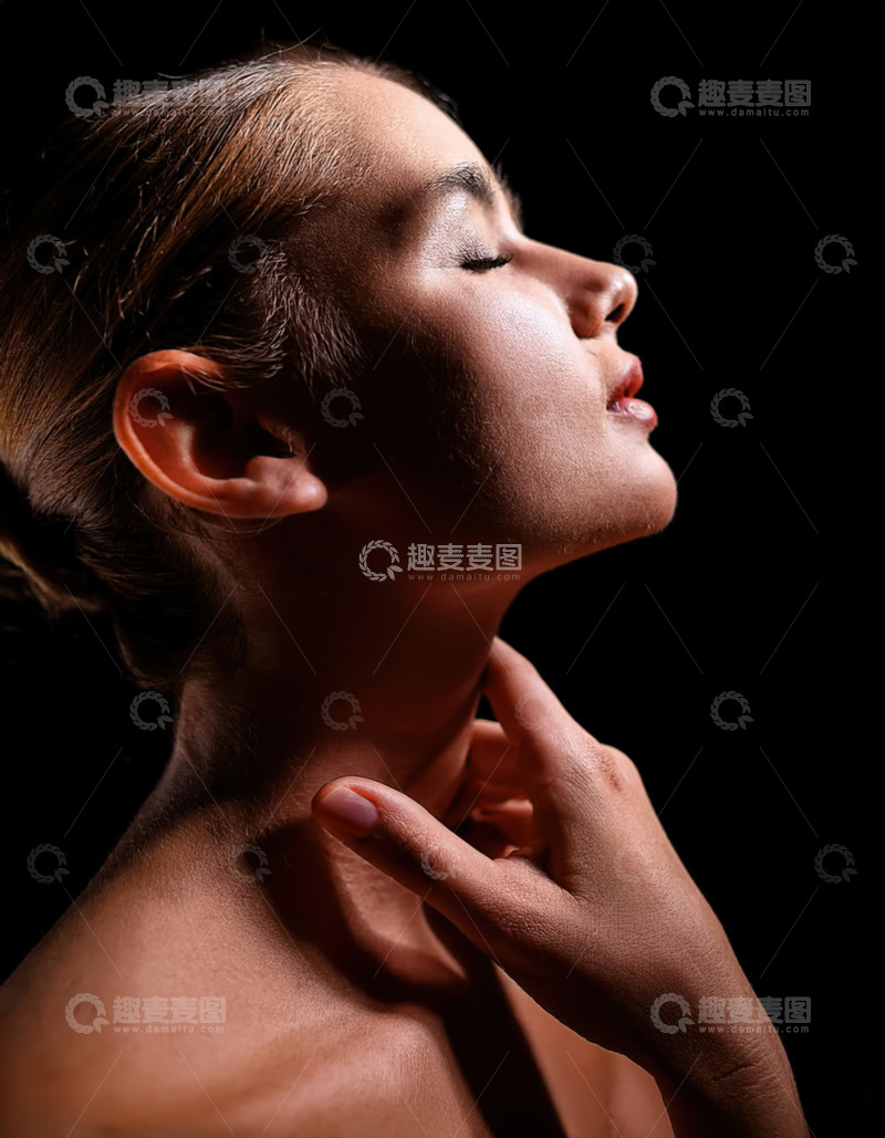 高清大图下载【趣麦麦图】女性模特轮廓风情