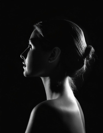 女性黑白光影轮廓2