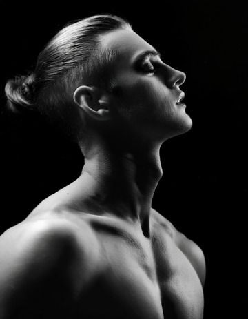 男性神秘轮廓脸庞