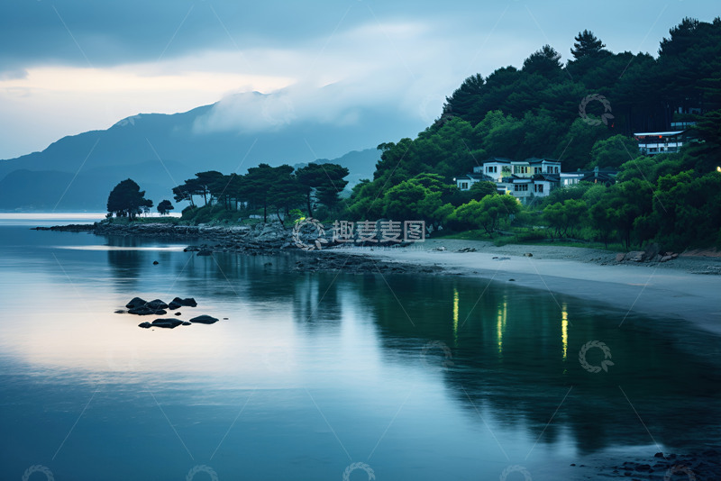 高清大图下载【趣麦麦图】湖边的别墅房屋