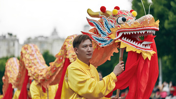 灵动舞龙舞出红火日子