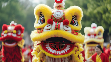 舞狮雄姿尽显节日韵味