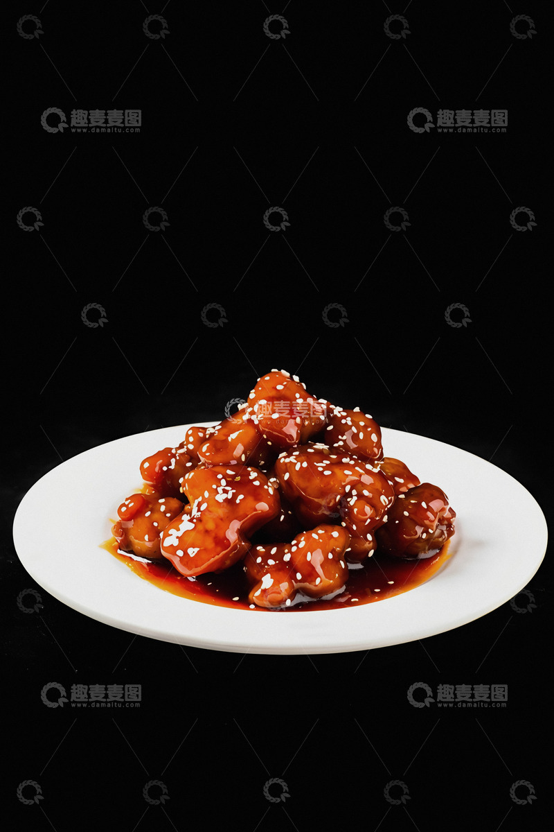 高清大图下载【趣麦麦图】可口糖醋排骨盘中闪耀光彩
