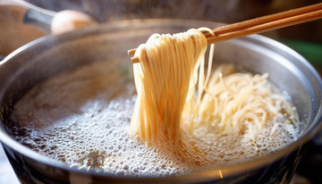 面条的沸腾之舞