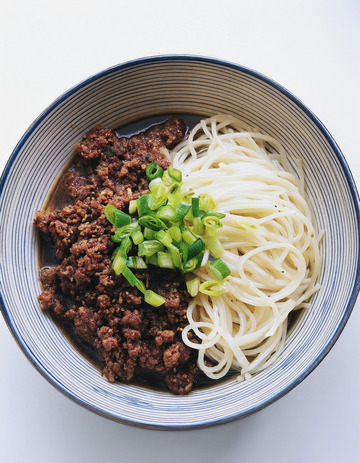 杂酱面：酱香四溢面条爽滑