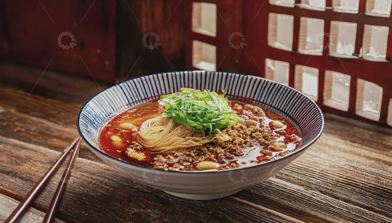 高清大图下载【趣麦麦图】诱人重庆小面：面条劲道汤浓