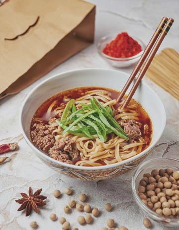 美味重庆小面：红油辣子诱惑