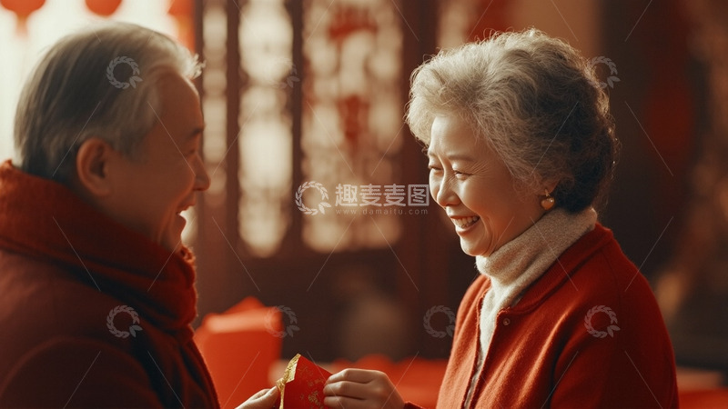 高清大图下载【趣麦麦图】新年拜年老人喜庆摄影图1