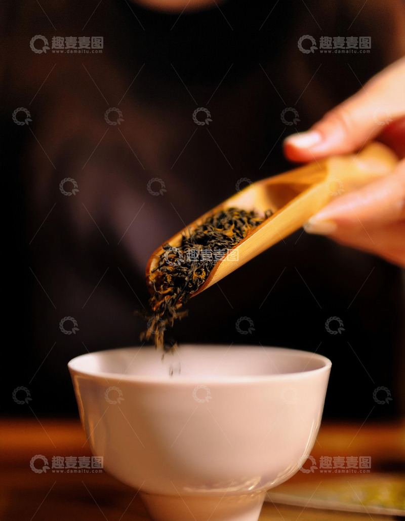 高清大图下载【趣麦麦图】真实的取茶过程图作杂志插图清新