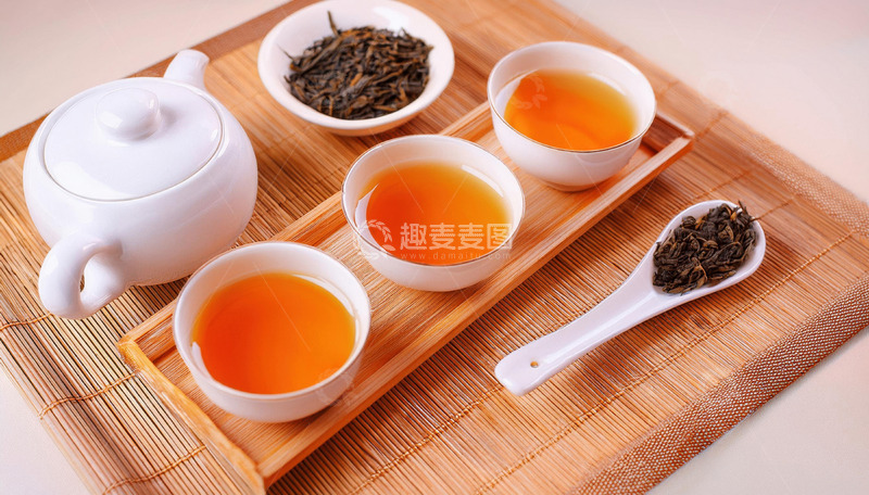 悠然的红茶品茶场景助力茶文化传播更温馨