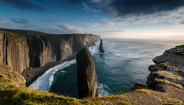 梦幻山间峭壁装饰家居显格调
