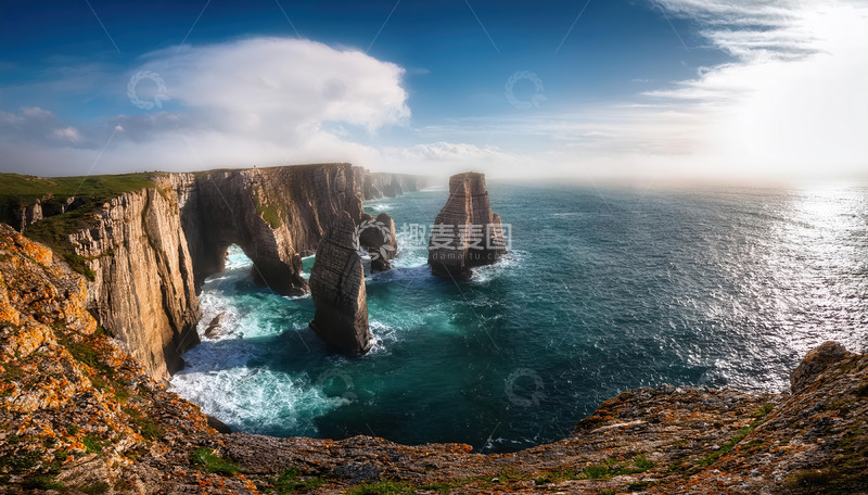 绮丽悬崖图做贺卡背景超温馨1