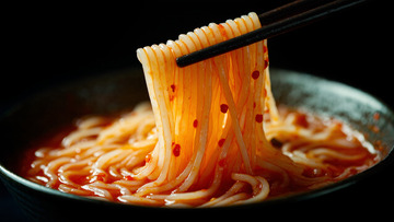 麻辣米粉米粉汤摄影图1