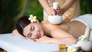 享受宁静的全身按摩体验