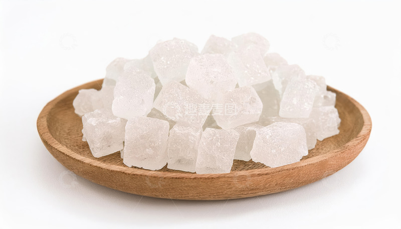 高清大图下载【趣麦麦图】木盘里晶莹剔透的冰糖块