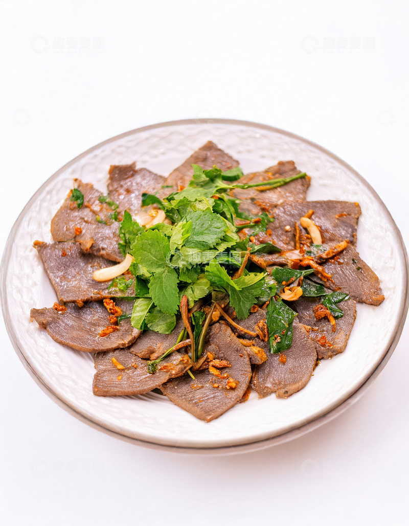 高清大图下载【趣麦麦图】香菜牛肉片，清新摆盘的美味