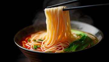 美食麻辣重庆小面摄影图